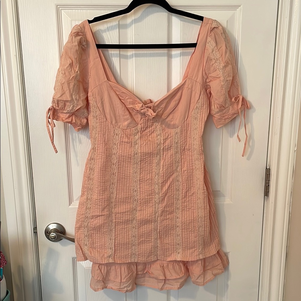 Lulu's Soft Peach Lace Dress